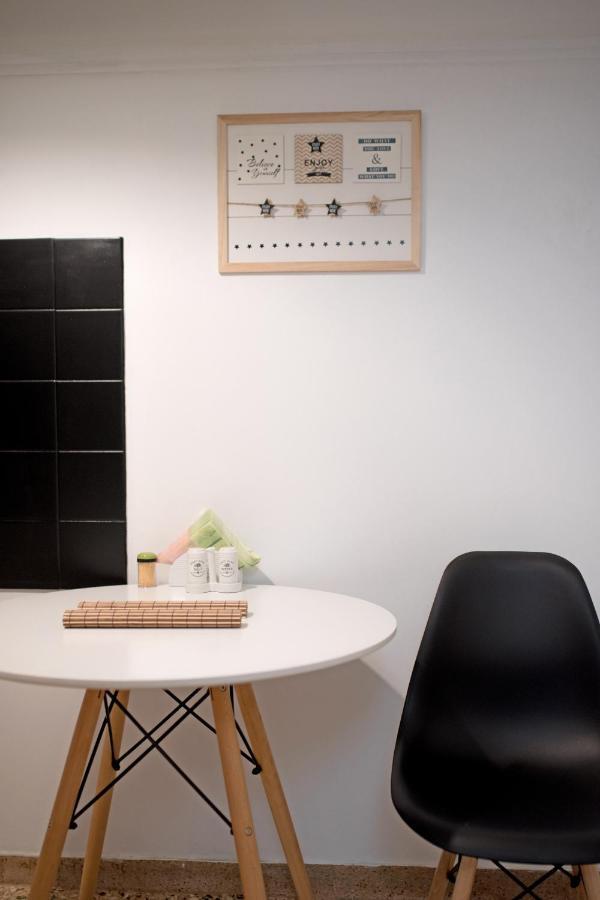 Messolonghi Square Apartment Athènes Extérieur photo