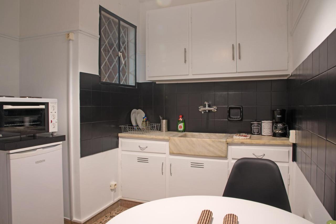 Messolonghi Square Apartment Athènes Extérieur photo