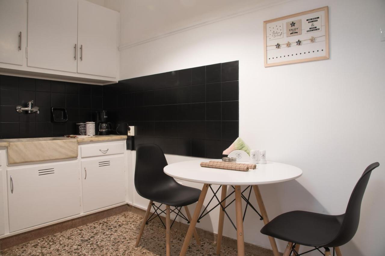 Messolonghi Square Apartment Athènes Extérieur photo